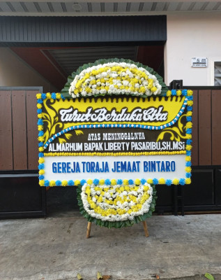 Papan Bunga Duka di Nikogwe